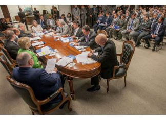 ‘Efeito tsunami’ do aumento salarial do STF pode custar R$6,5 bilhões