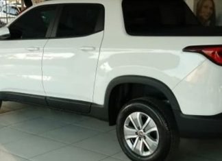 Carro roubado a luz do dia na Boa Vista