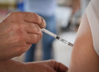 Veja esquema de vacinação contra Covid-19 para esta sexta em Feira de Santana