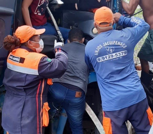 b2ap3_large_233559-3