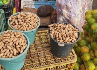 Faltando um mês para o São João, procura pelos produtos juninos ainda é baixa segundo comerciantes