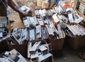 Polícia Civil incinera carga com 615 caixas de cigarros contrabandeados em Feira de Santana