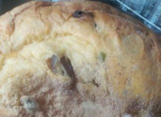 Panetones mofados são entregues a pessoas em situação de vulnerabilidade e beneficiários de programas sociais na Bahia