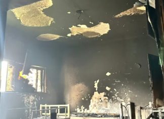 Incêndio destrói alojamento do Samu em Feira de Santana