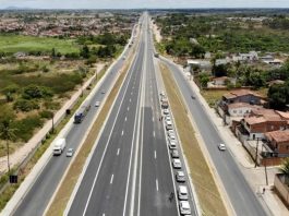 Ao lado de ministro dos Transportes, Jerônimo participa de entrega do complexo de viadutos na BR-116, em Feira de Santana