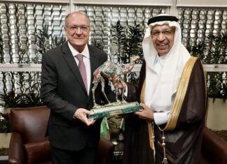 Alckmin devolveu estátua que ganhou da Arábia Saudita, afirma assessoria