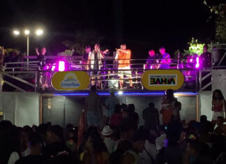 Carnaval de Entre Rios entra para história com shows simultâneos em cinco localidades