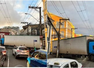 Carreta enguiça e complica o trânsito no Rio Vermelho