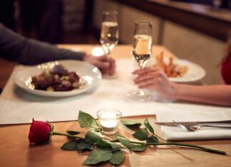 Casal faz jantar de casamento, foge sem pagar e dá ‘calote’ de R$ 42 mil