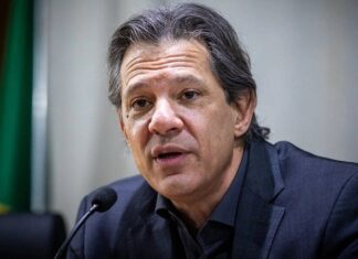 Haddad demonstra preocupação com eleições na Argentina; entenda