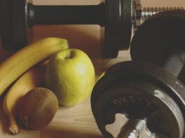 Confira 4 exercícios físicos que você pode fazer em casa