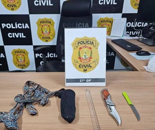 Homem é preso por usar pênis de borracha para assediar jovem com deficiência em ônibus