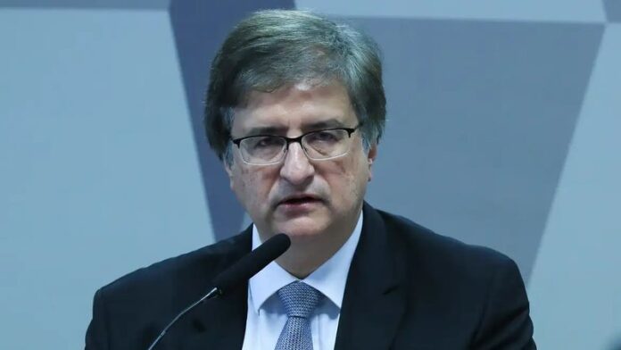 pgr-paulo-gonet-posse_widelg