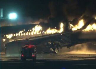 Avião incendiado após batida teve aprovação decisiva em aeroporto