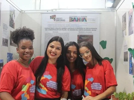 Estudantes barbarenses usam cacto para desenvolver ração para animais
