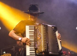 PRIMEIRA NOITE DO ARRAIÁ DA UNIÃO REÚNE GRANDE PÚBLICO EM LAPÃO
