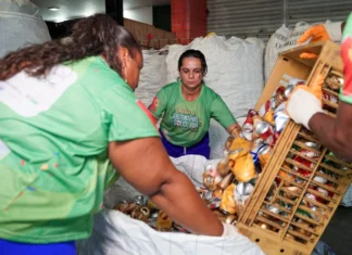 Cooperativas e catadores coletam mais de 8 toneladas de recicláveis na Micareta de Feira 2025