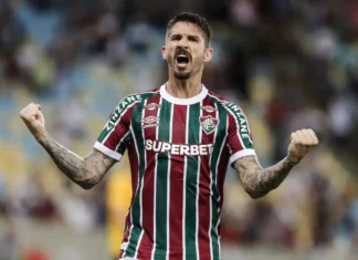 Everaldo reencontra o Bahia pela primeira vez em melhor fase no Flu