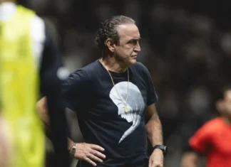 Cuca é demitido do Atlético Mineiro e não comanda equipe diante do Vitória