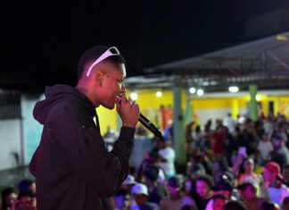 Rei dos Faixas levanta o público na Sexta do Pagodão 6.0 em Coité