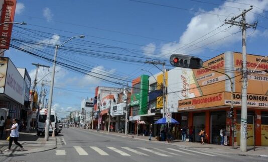 Comércio de Feira de Santana funciona no feriado de 20 de novembro