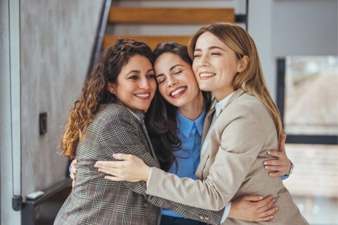 edicasea-gentileza-pode-ajudar-o-proximo-e-transformar-o-cerebro-de-quem-a-pratica-imagem-dragana-gordic-shutterstock-9jlud3xnm2e