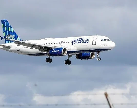 Avião evita colisão perto da Venezuela com aeronave da Força Aérea dos EUA