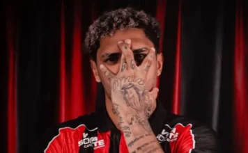 Vitória anuncia centroavante Pedro Henrique como 10º reforço da temporada