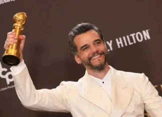 Atriz internacional se derrete por Wagner Moura: “Muito bonito”