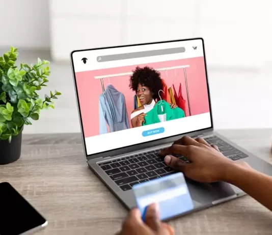 E-commerce cresce 15% no Brasil e se aproxima de R$ 260 bilhões em 2026