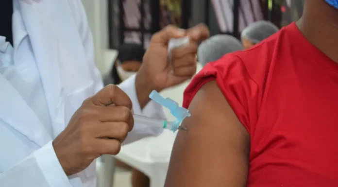 Feira de Santana já aplicou mais de 17 mil doses da vacina contra a gripe