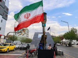 Petróleo dispara e barril supera R$ 566 com ameaça de Trump ao Irã