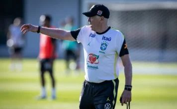 Ancelotti muda Brasil contra Egito e testa Paquetá e Igor Thiago