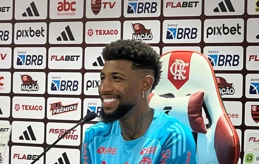 Flamengo recebe proposta de R$ 53 milhões de clube da Premier League por lateral