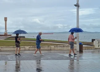 Salvador e mais 159 cidades baianas estão em alerta de chuvas intensas