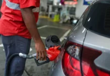 Mistura de etanol na gasolina sobe para 32%: o preço vai baixar?