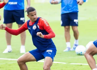 Luciano Juba volta a ficar à disposição do Bahia em jogo contra o Corinthians