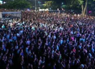 Noite Histórica: Devinho Novaes emociona público na Festa do Vaqueiro em Maiquinique!