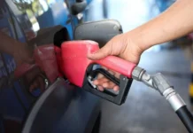 Governo prorroga por mais um mês subsídio de R$ 2,12 por litro de diesel