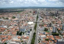 Feira de Santana decreta desapropriação de 17 terrenos para ampliar avenida