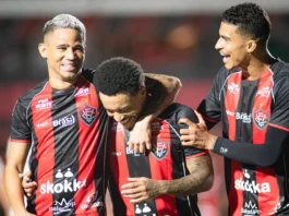 Segredo em campo: destaque do Vitória explica mudança tática que potencializou seu futebol
