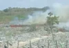 Problema ambiental em Senhor do Bonfim: fogo em lixão invade ruas e casas com fumaça densa